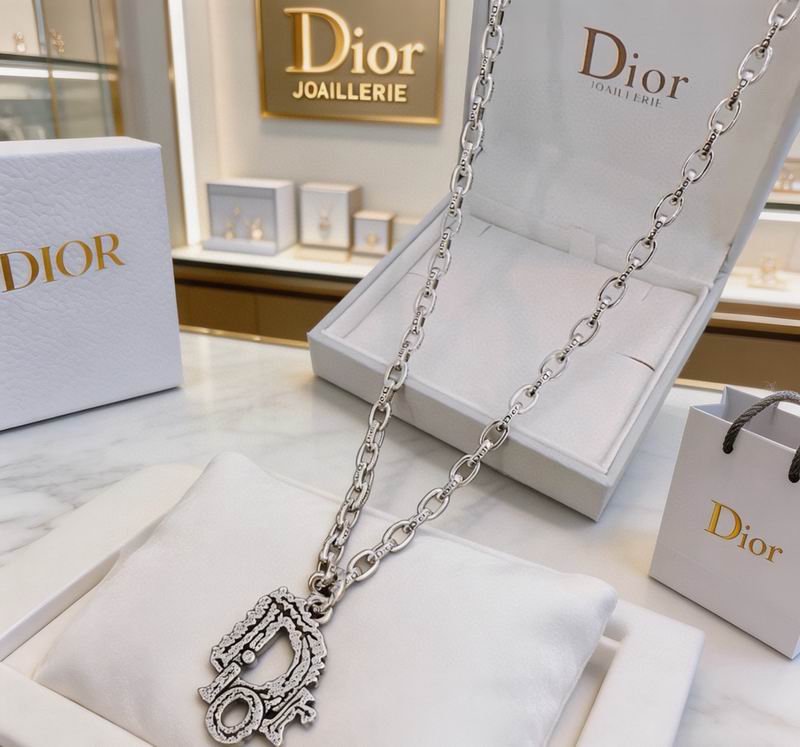 Dior Necklace 04yxs144